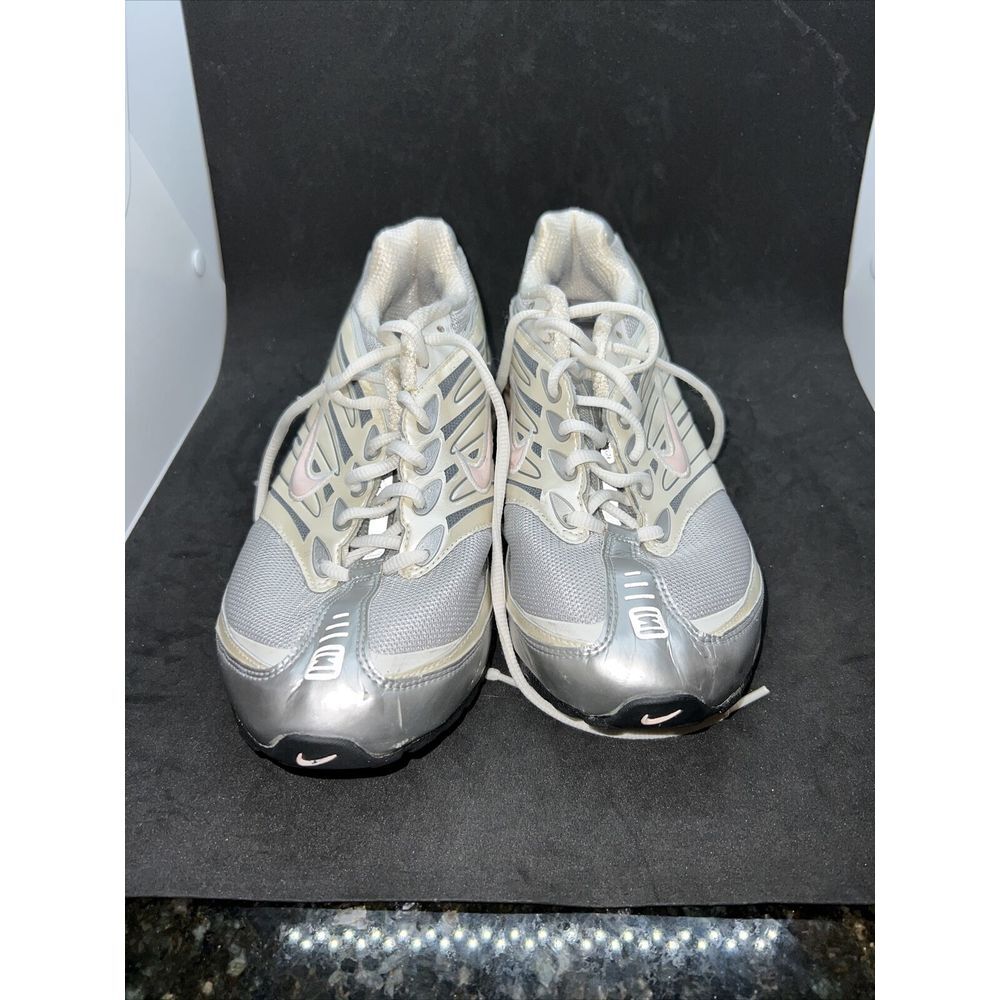 2005 Nike Shox Go Running Shoes White Pink 311124-061 Women's SZ 9.5‎